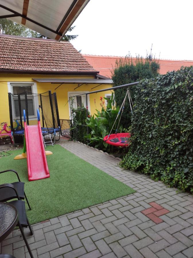 Color Home Hermannstadt Extérieur photo