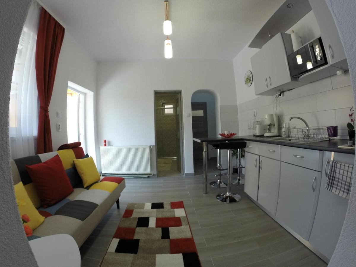 Color Home Hermannstadt Extérieur photo