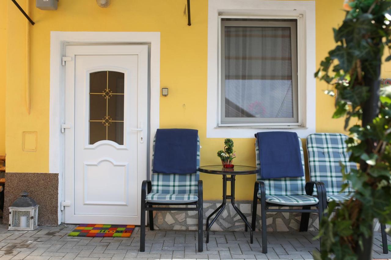 Color Home Hermannstadt Extérieur photo